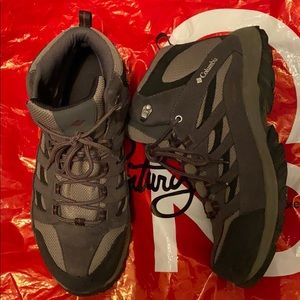 Men’s Columbia Waterproof Boots Size 10